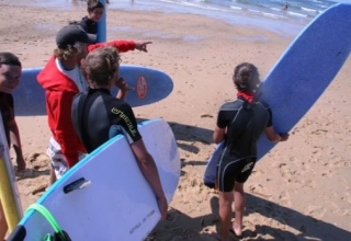  Curso de surf en Bretaña 